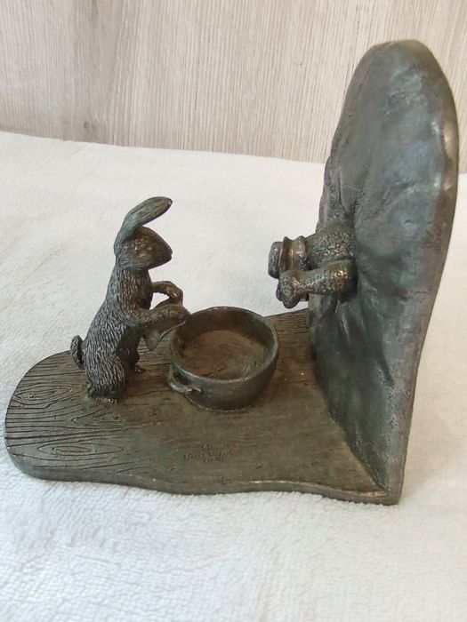 Sprzedam cynowe podpórki do książek