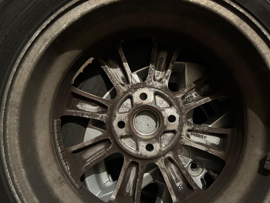 Kola plus opony zimowe Mitsubishi! 4x100, ET 46, 15”!