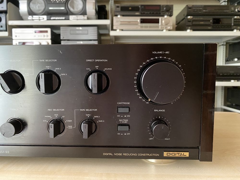 Potężny wzmacniacz AKAI AM-93 Stereo High End Audio Room