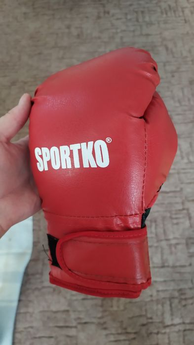 Рукавички/ боксу/єдиноборств. ,,Спортко,, нові 8 унцій
