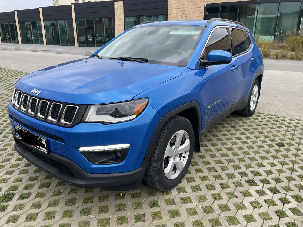 Продам Jeep Compass