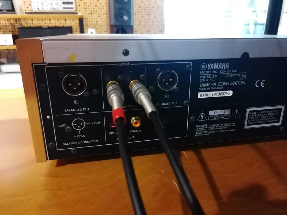 Leitor de cds Yamaha CD-S2000