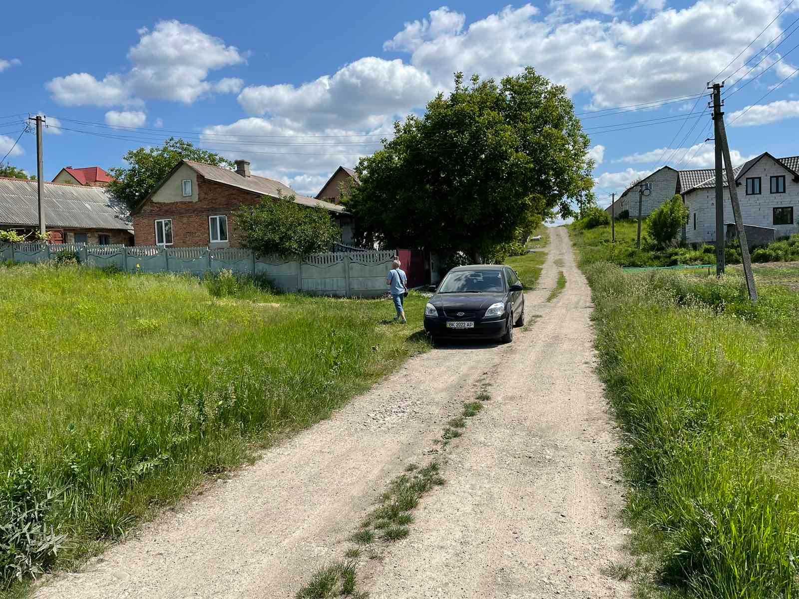 Продаж земельної ділянки під житлову забудову, неподалік Рівного!