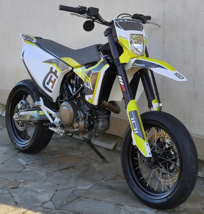 Husqvarna 701  (2023) SUPER MOTO (KTM690,GAS GAS700)