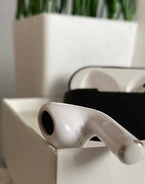 Беспроводные Наушники Airpods 3 1в1 Airoha +чехол