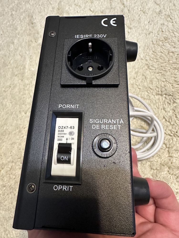 Стабілізатор напруги Conter SVR-3000VA/2250W