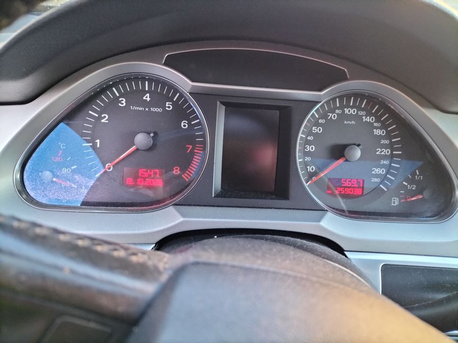 Audi A6 C6 Benzyna 170km. Uszkodzony.