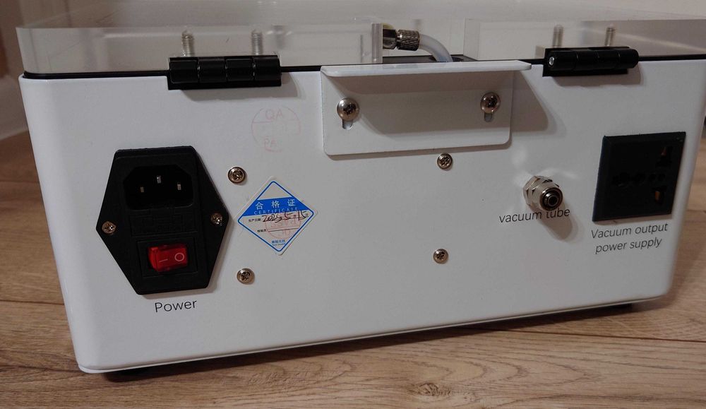 Laminator próżniowy OCA TBK 401