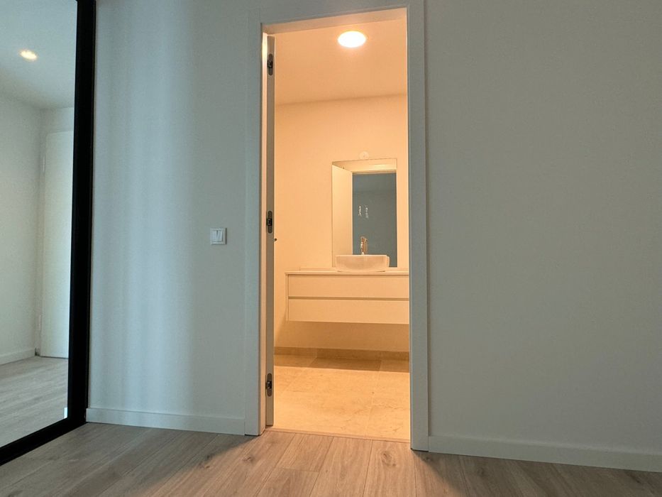 Apartamento T0+1 Caulinos Residences