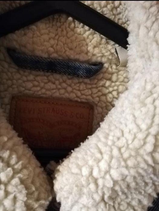 Casaca de ganga da Lev'is de mulher.