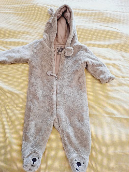 Macacão e saco cama bebé