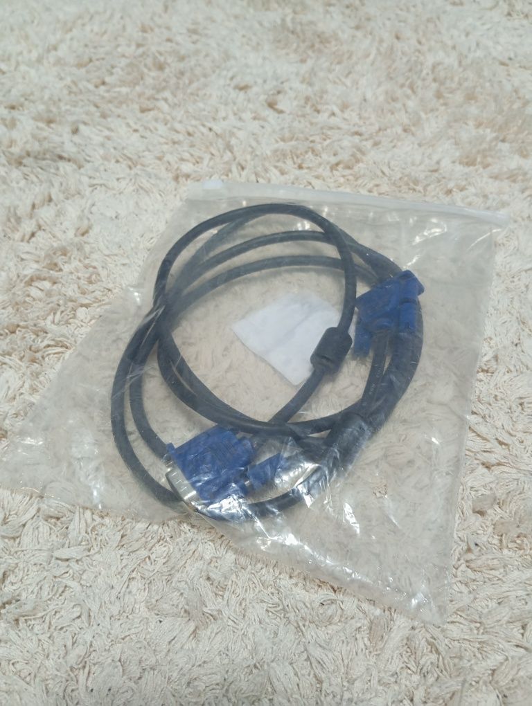 VGA кабель для комп'ютера