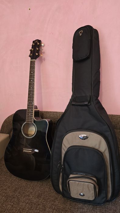 Электро-акустическая гитара Custom Gultars..+плотный чехол. 5000 грн