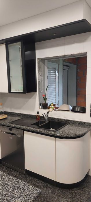 Cozinha usada em Muito Bom Estado