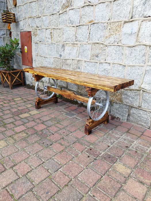 Ozdoby ogrodowe drewniane.