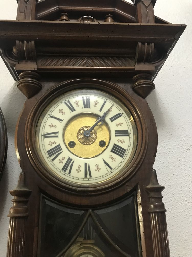 Relógio de parede antigo