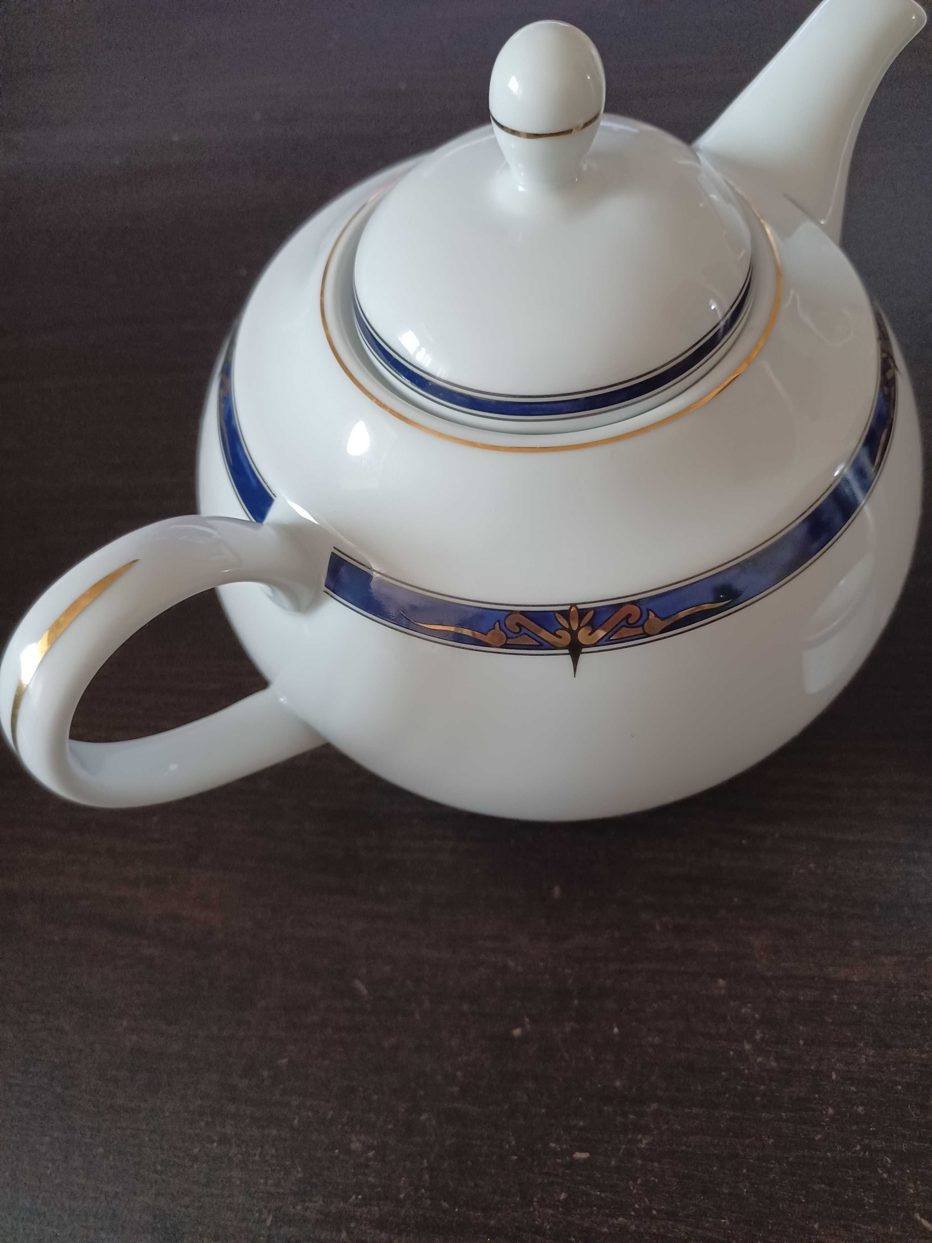 Conjunto de porcelana Costa Verde da Vista Alegre