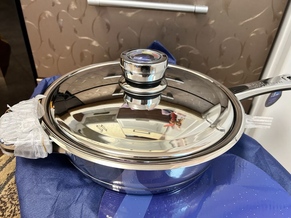 Пательня Сковорідка 24 нова з кришкою ZPTR