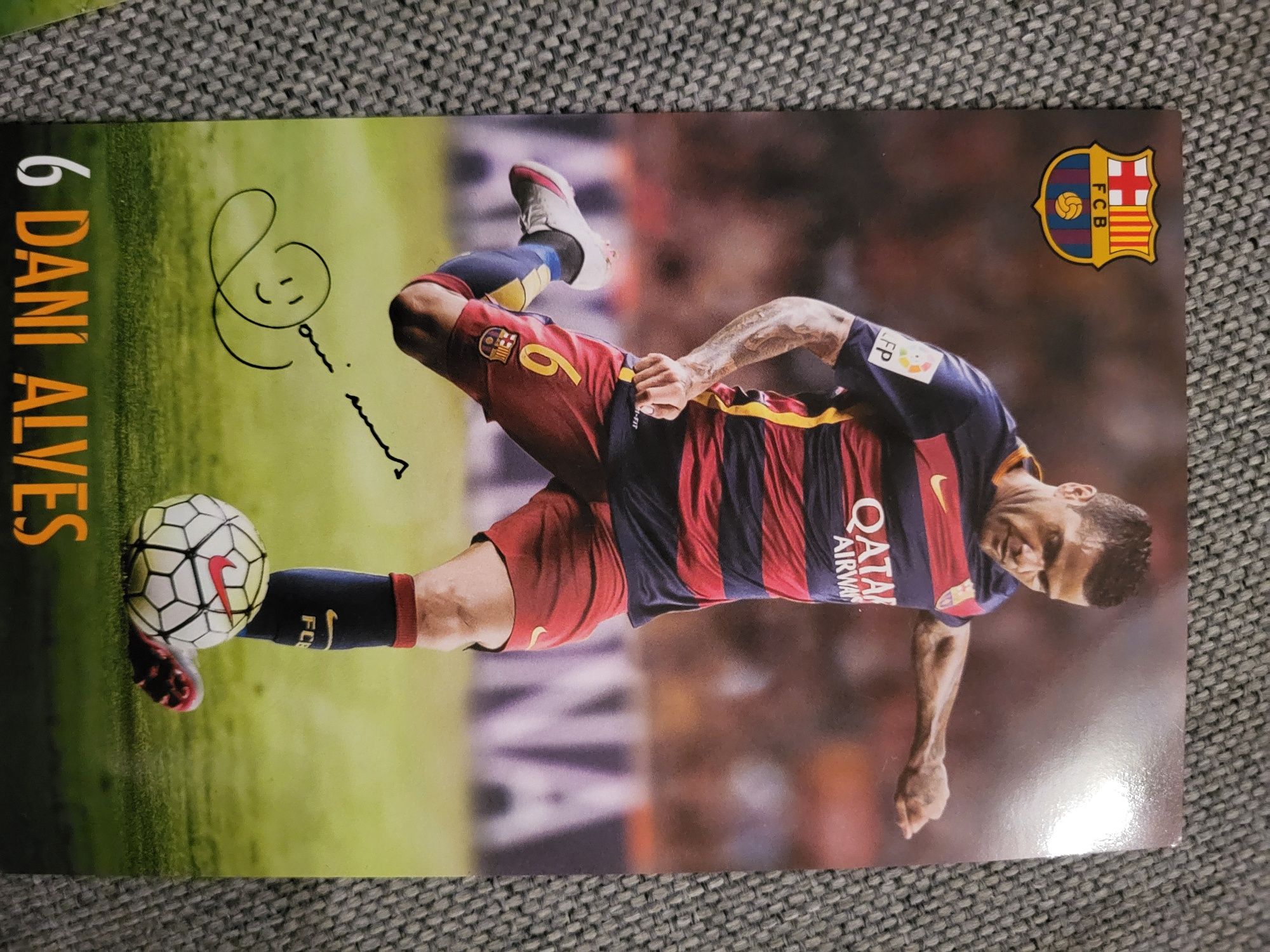 Autografy Messi, Neymar, Suarez, Iniesta, Alves