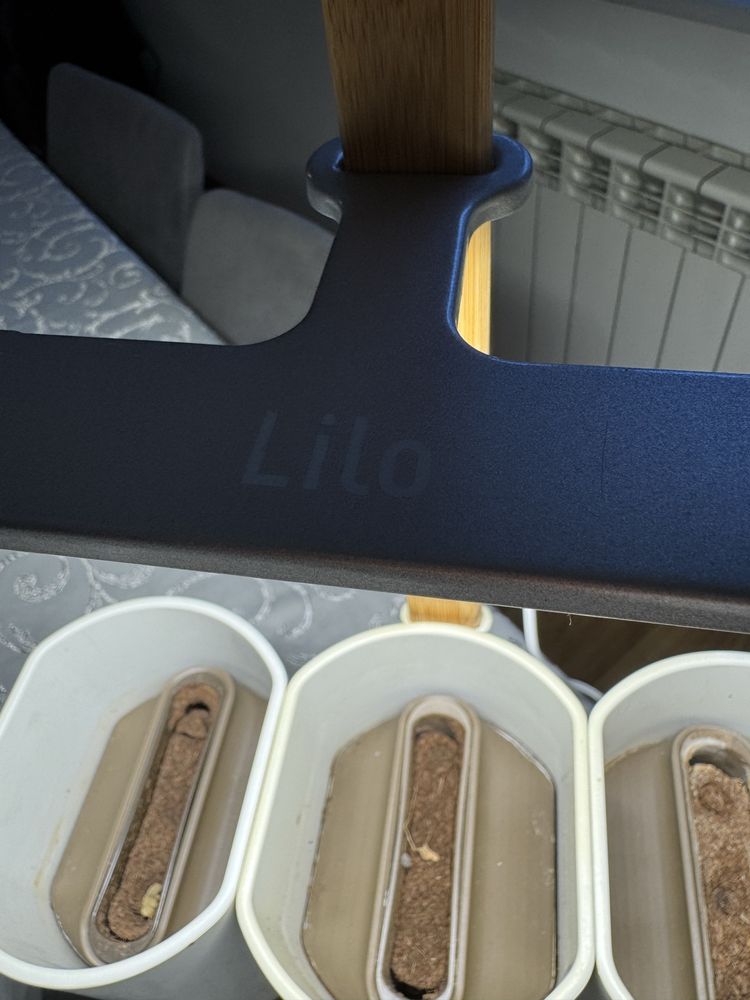 Inteligentny ogród Lilo światła LED zioła warzywa doniczki na parapet