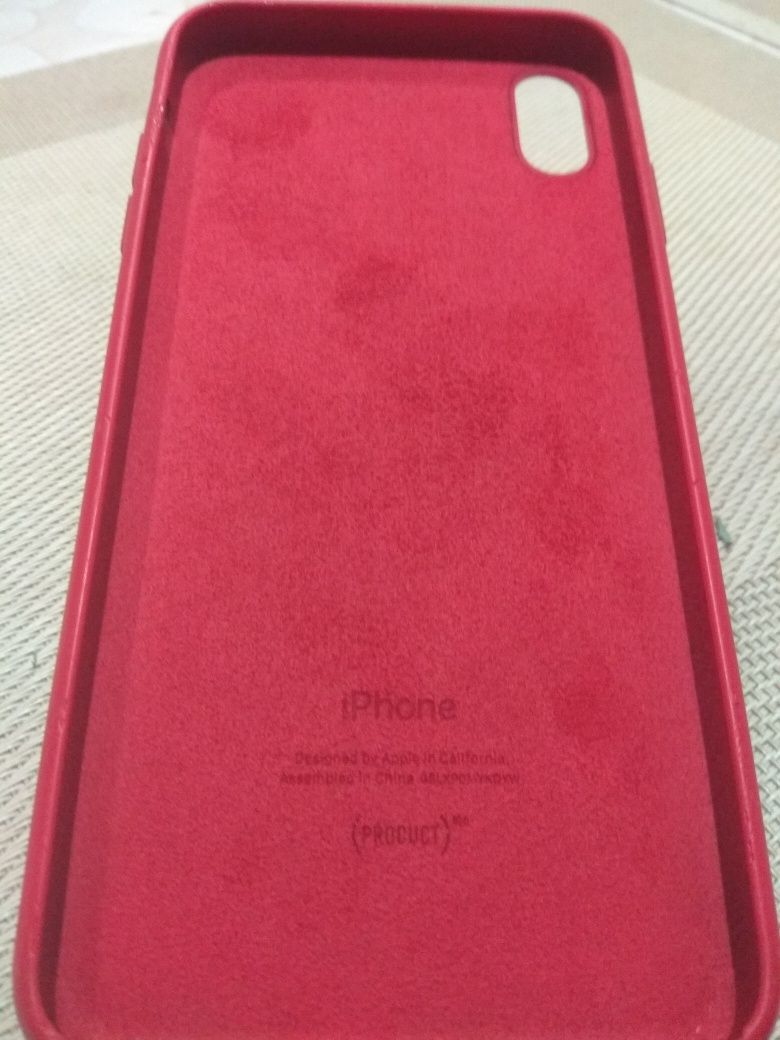 Продам Чехол для iPhone XS Max и 8- оригинал
