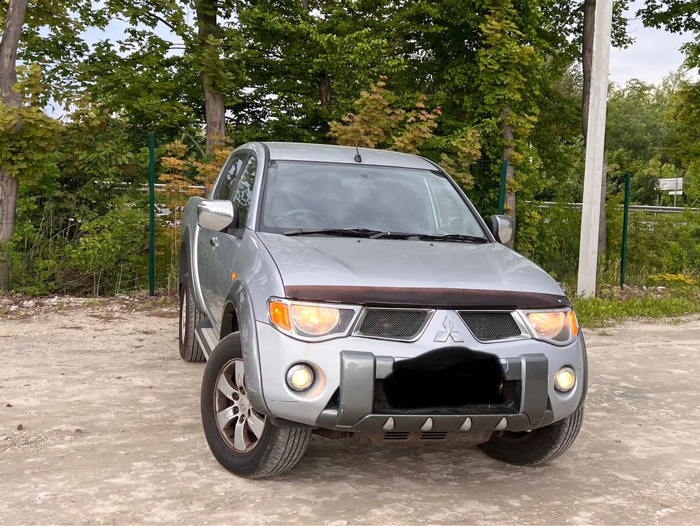 Mitsubishi L 200 super select