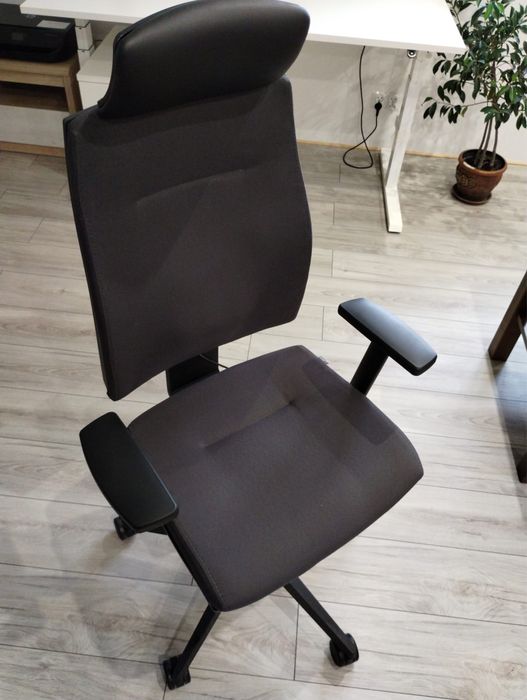 Sprzedam krzeslo biurowe