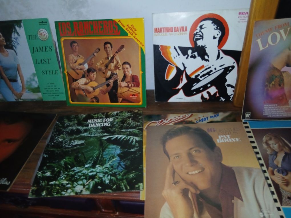 Lote 50 Lp como novos 99 €