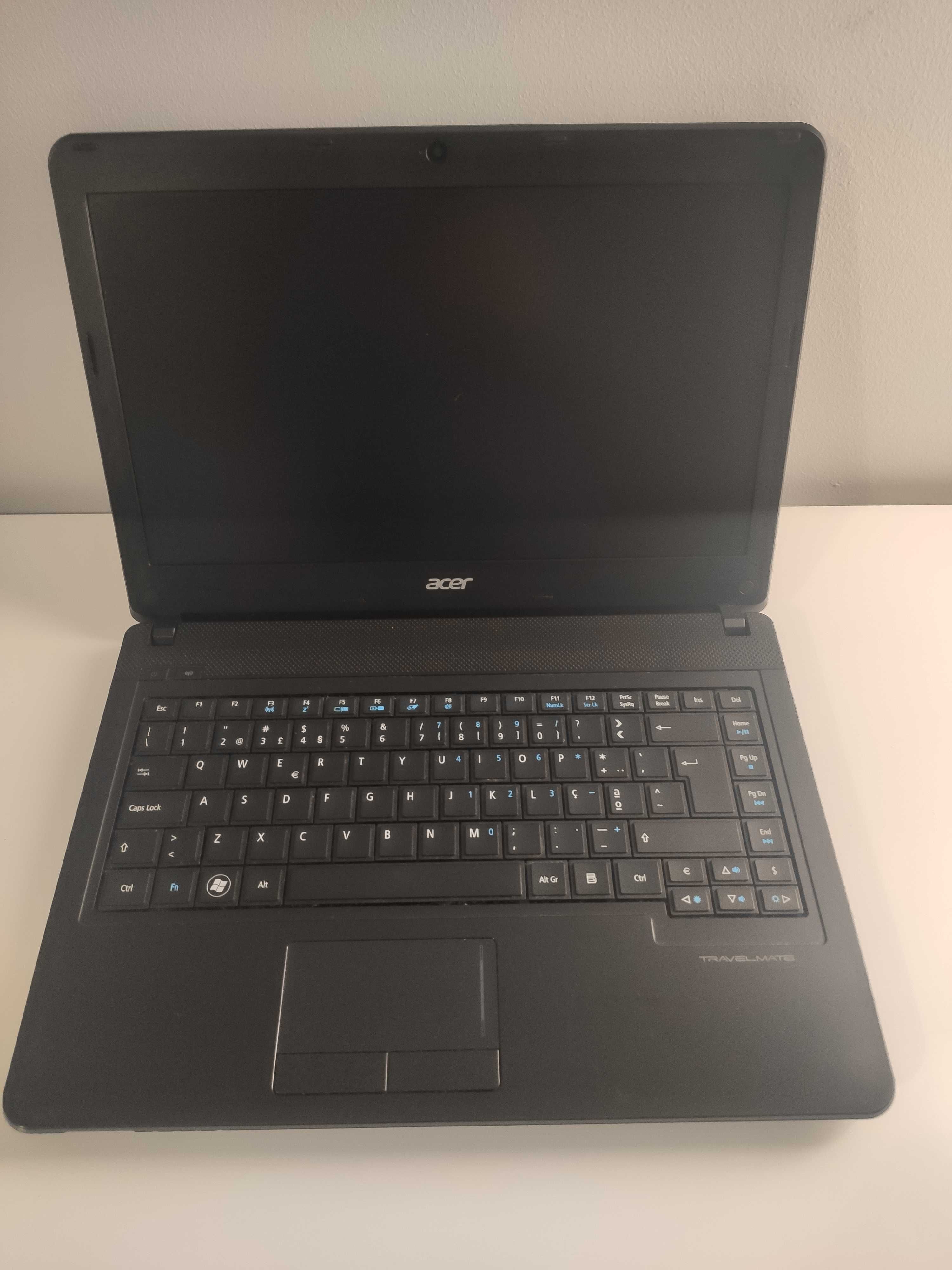 Portátil Acer Travelmate P243-M