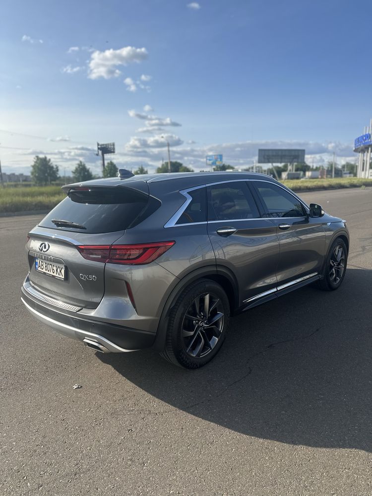 Продам Infinity Qx 50 2018 року в максимальній комплектаціі