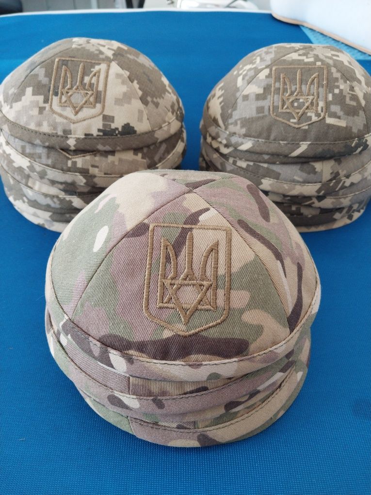 Розробка дизайну логотипів емблем для машинної комп'ютерної вишивки