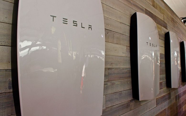 Tesla Powerwall 2.0 Система зберігання енергії