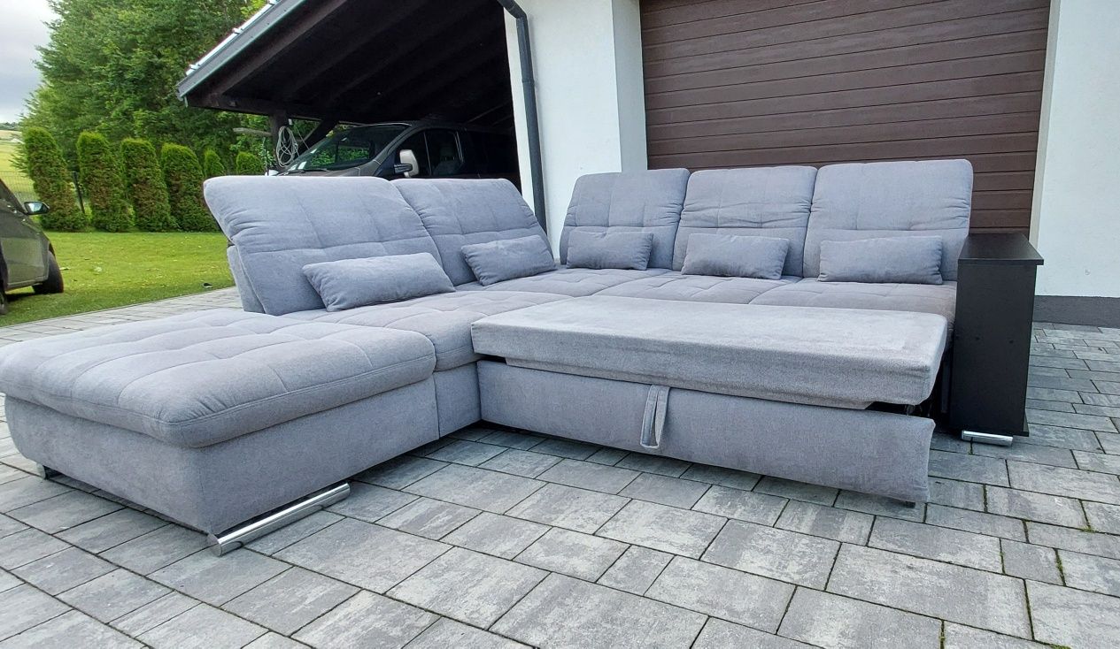 Duża sofa z funkcją spania