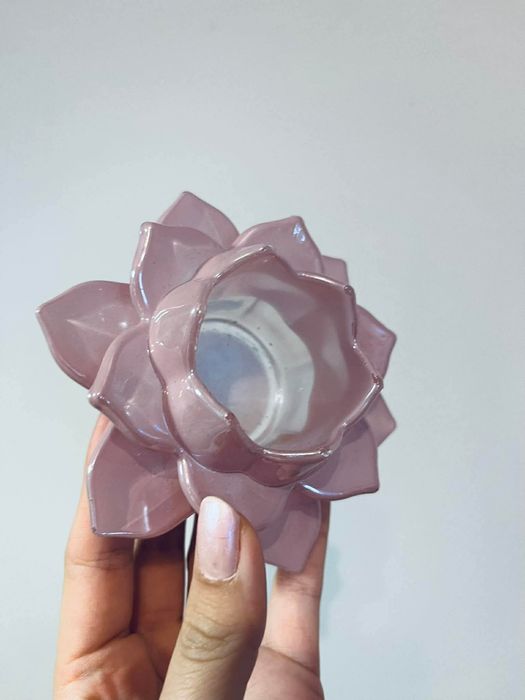 Piękny świecznik róża szklana dekoracja ozdoba