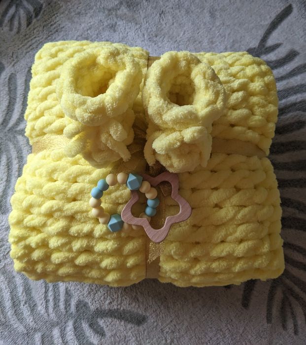 Дитячий плюшевий плед+пінетки+гризунець