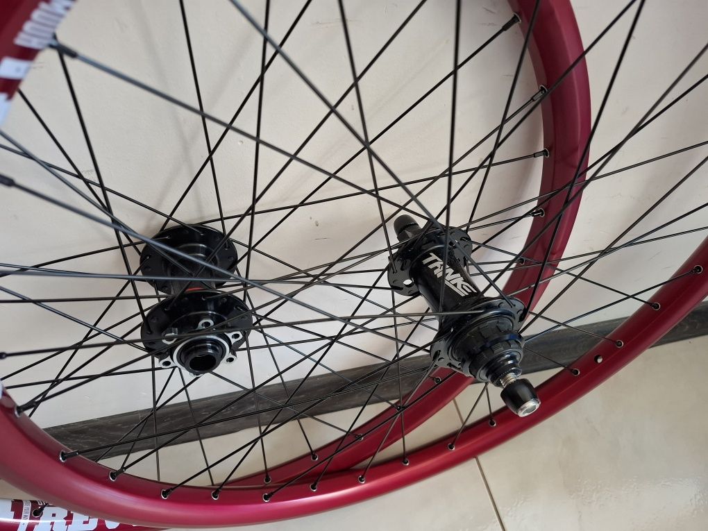 Nowe koła 26 dartmoor novatec tanke dirt bmx dh street