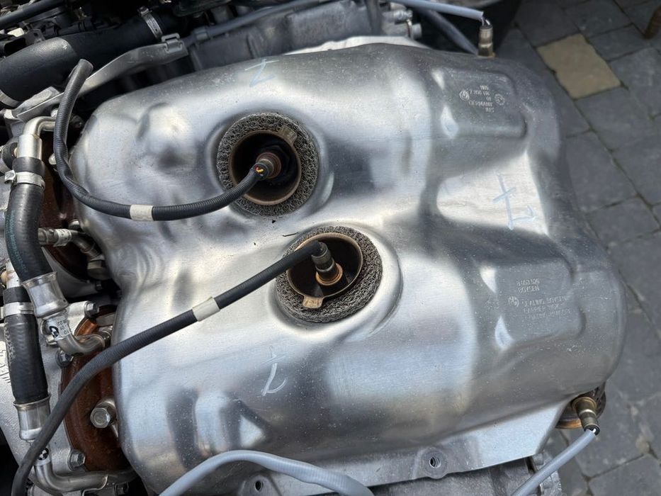 Каталізатор Каталізатори BMW S63 S63B44B 8053526 F90 F91 F93 F95