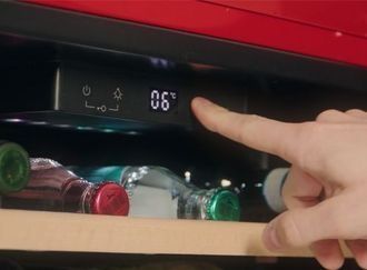 Nowa Winiarka Lodówka Chłodziarka na wino Amica Retro Czerwona WKR 341