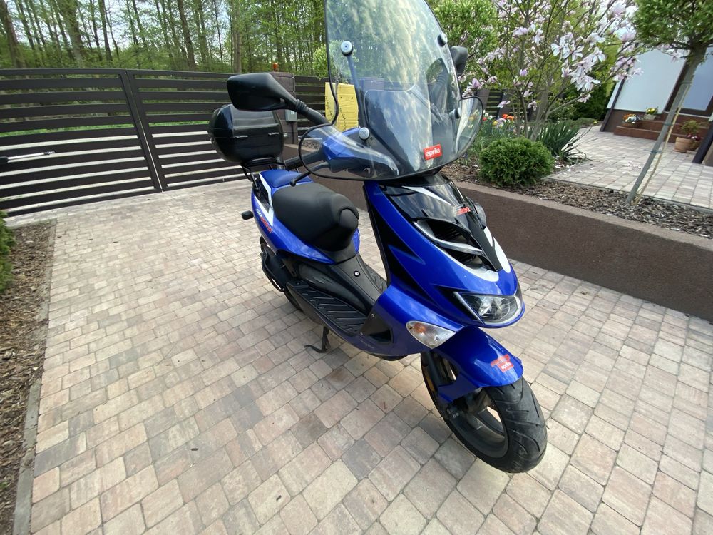 Skuter Aprilla SR50 DITECH chlodzony ciecza