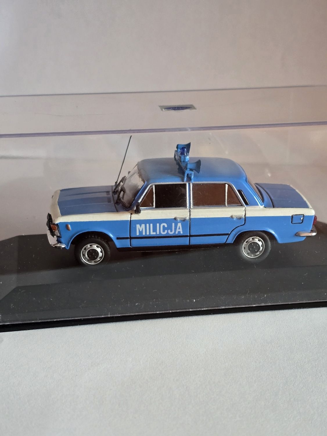 Sprzedam model Fiat 125p Milicja po konwersji