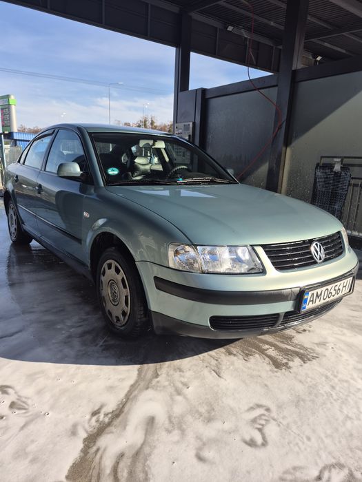 Продам надійне авто Пасат б5 1.6