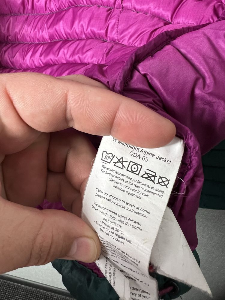 (Розмір S) Жіночий мікро пуховик Rab Microlight Alpine Jacket