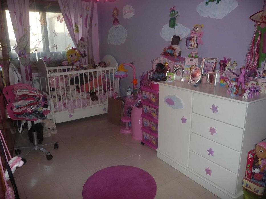 Quarto completo de Bebé - Oportunidade