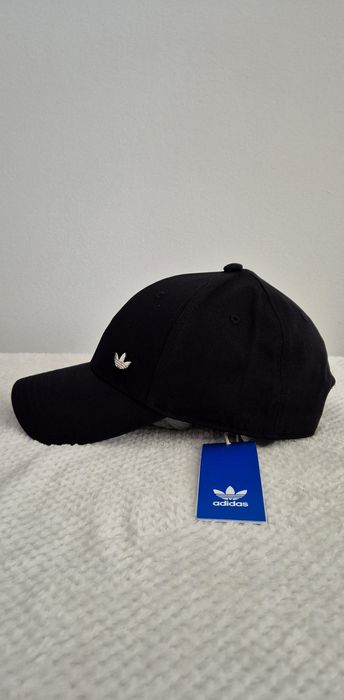Adidas czapka z daszkiem M/L unisex oryginał metki folia.