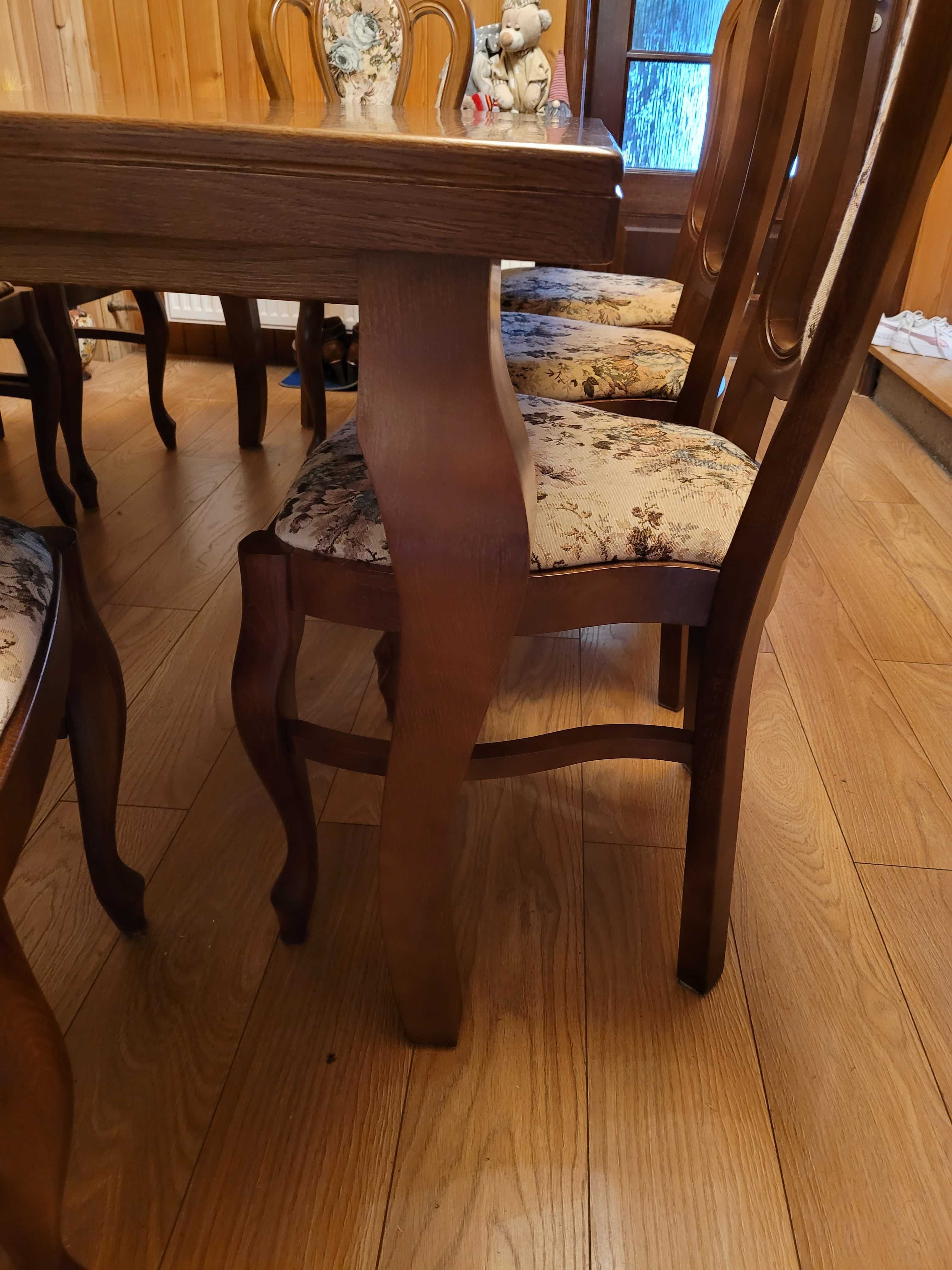 Stół dębowy z 8 krzesłami