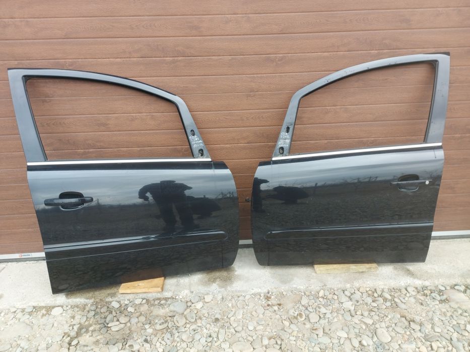 Двері передні задні Опель Зафіра Б opel zafira b колір z157 Z20R
