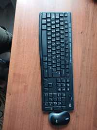 Беспроводная клавиатура и мышь Logitech MK270