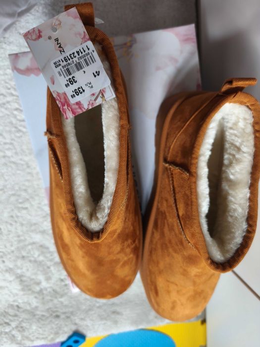 Buty Ugg na zimę w rozmiarze 41, nowe