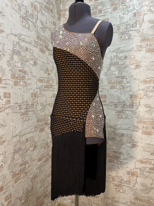 Прокат бейсик (бейзик) стандарт латина платье для бальных танцев