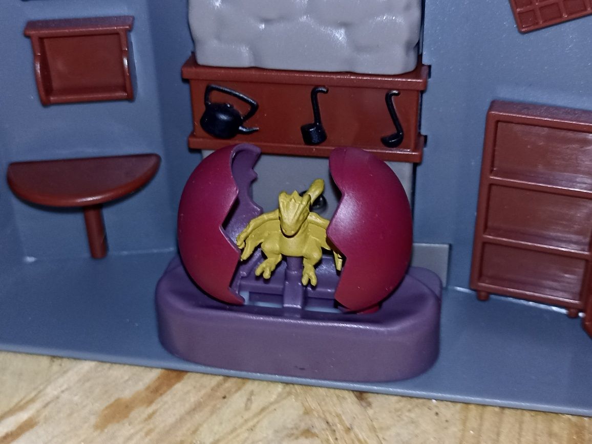 Zabawka Rozkładany domek z figurkami z bajki Harry Potter